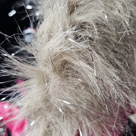 TH Girls Hooded Jacket - Picture 4 of 10